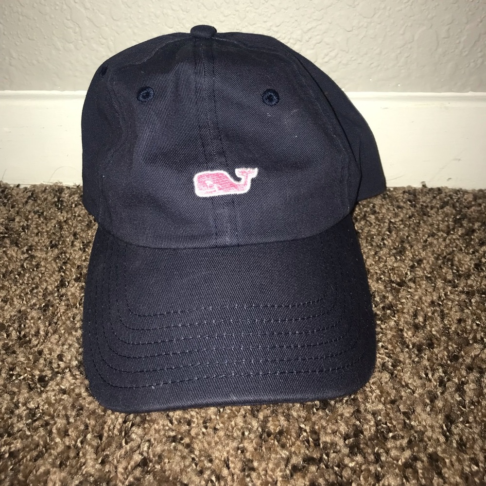 Navy Vinyard Vines hat